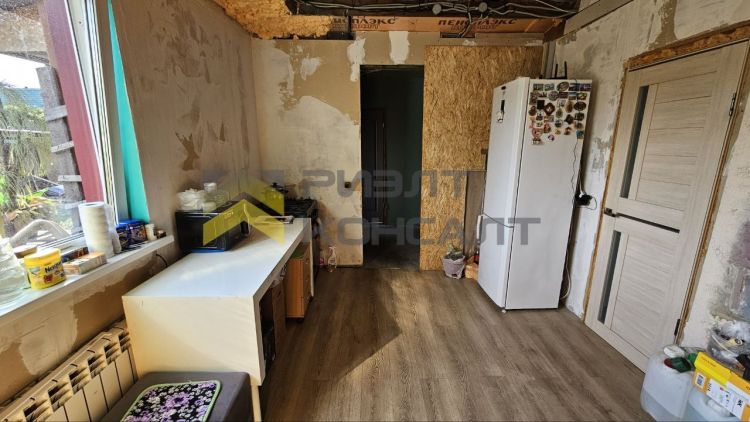 Дом, 86.40м², 6 соток, 2 этажа, 3 комн., стены: Кирпич миниатюра 12