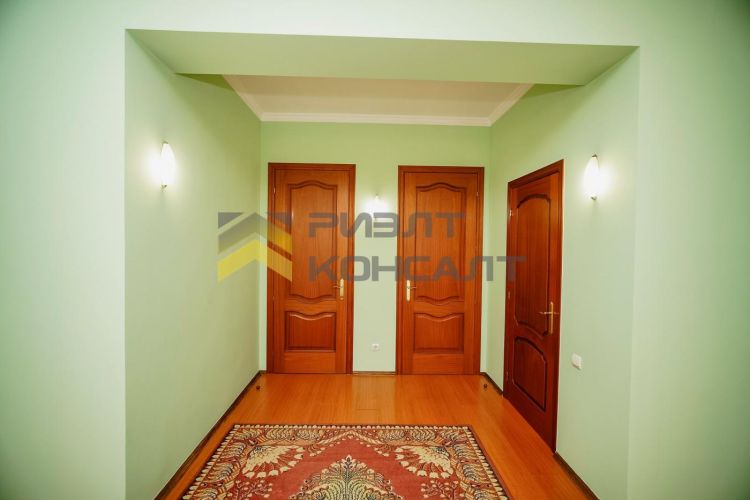 Дом, 483м², 11 соток, 2 этажа, 6 комн., стены: Кирпич миниатюра 26