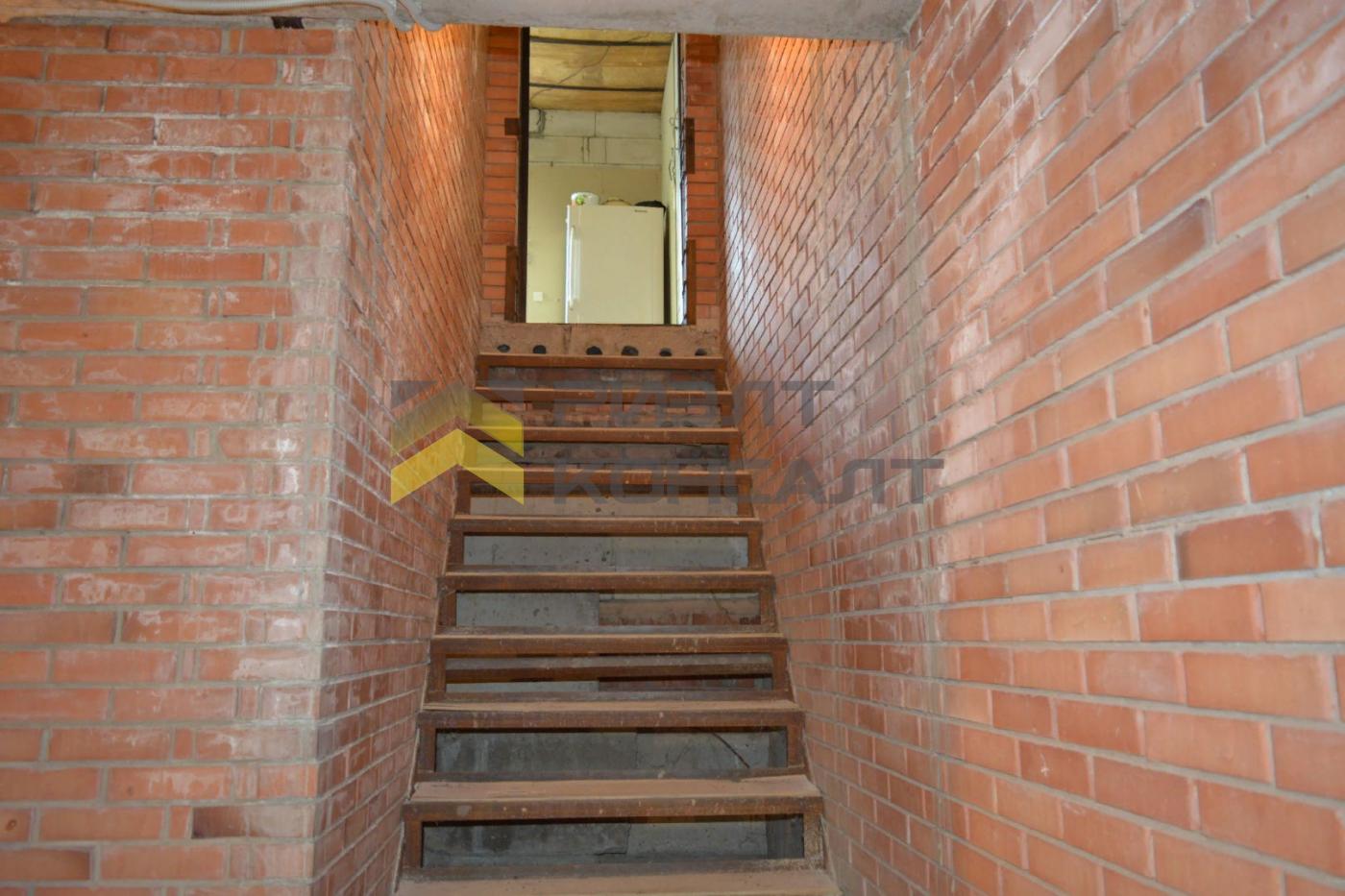 Коттедж, 380м², 20 соток, 3 этажа, 8 комн., стены: Кирпич миниатюра 16