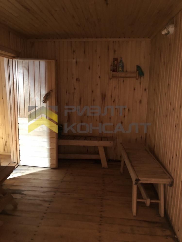 Дача, 50м², 4.60 соток, 3 этажа, 3 комн., стены: Кирпич миниатюра 36