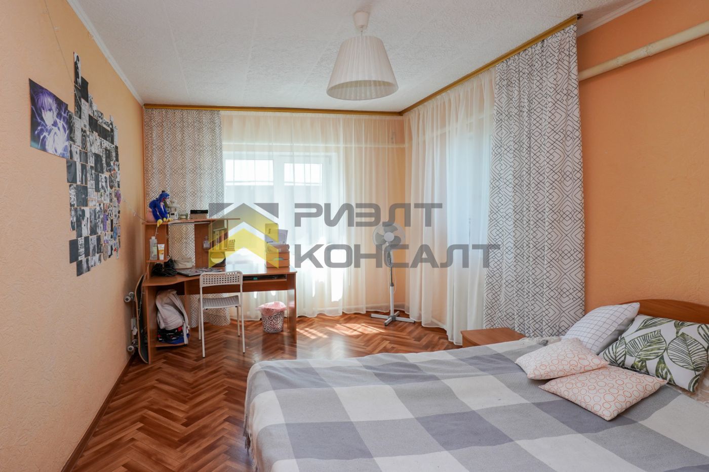 Дом, 230.50м², 5.20 соток, 2 этажа, 4 комн., стены: Кирпич миниатюра 7