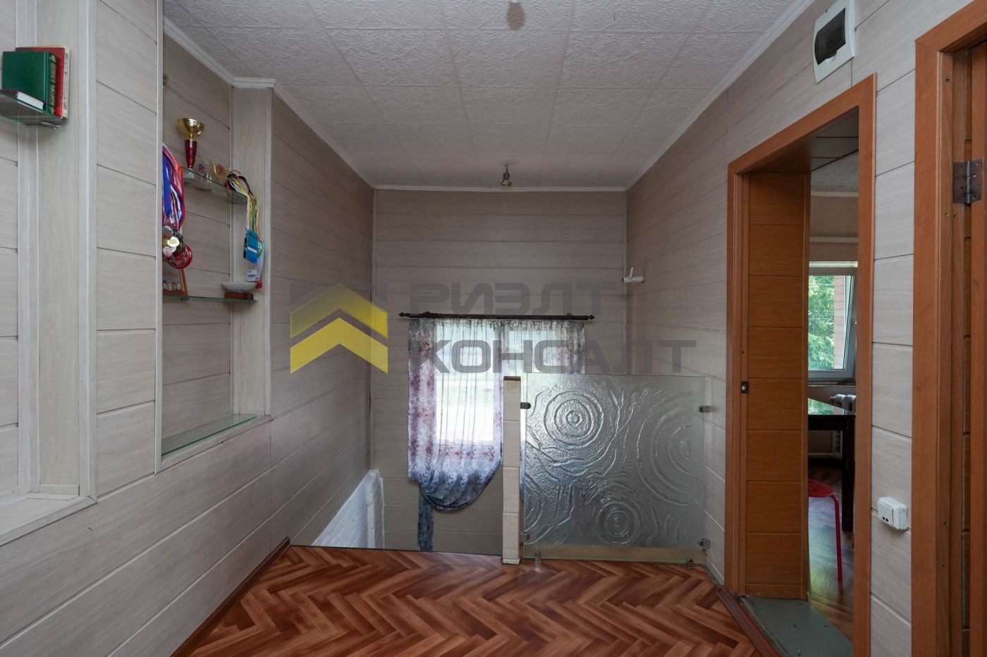 Дом, 230.50м², 5.20 соток, 2 этажа, 4 комн., стены: Кирпич миниатюра 8