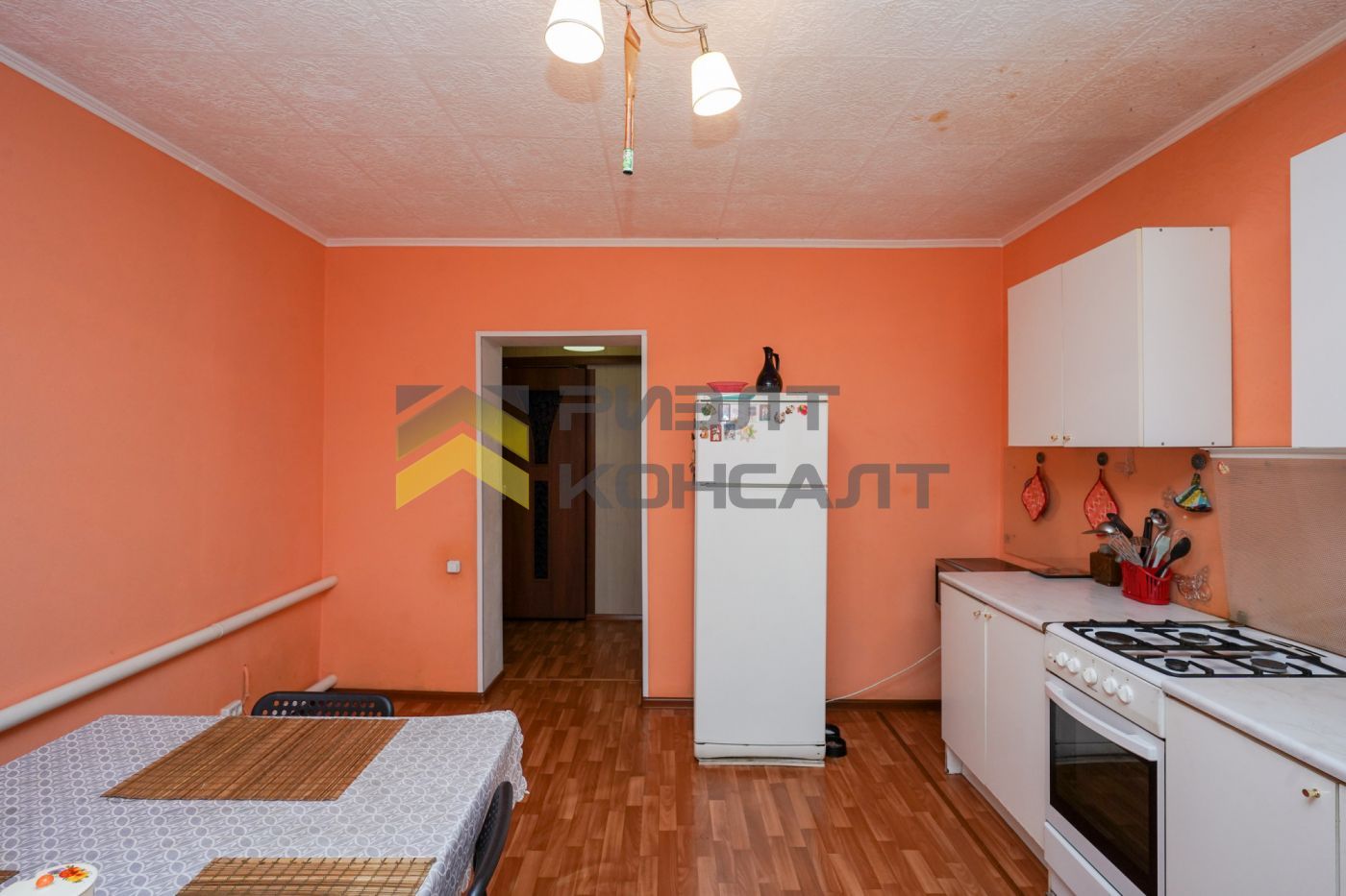 Дом, 230.50м², 5.20 соток, 2 этажа, 4 комн., стены: Кирпич миниатюра 2