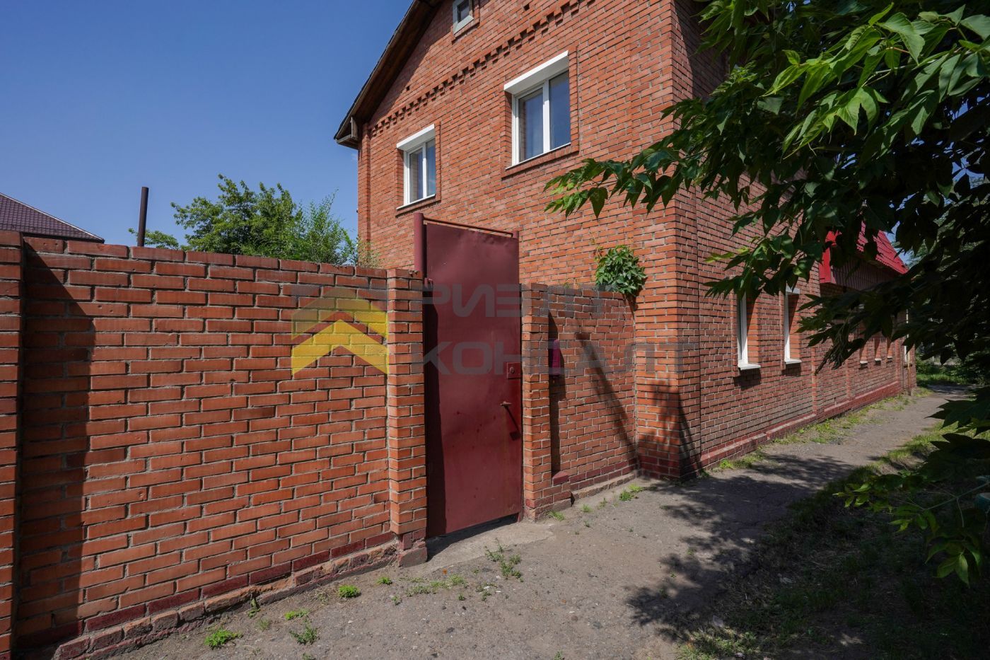 Дом, 230.50м², 5.20 соток, 2 этажа, 4 комн., стены: Кирпич миниатюра 29