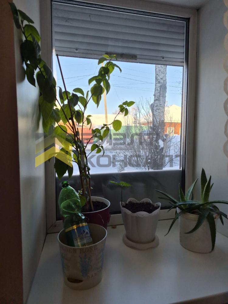 Дом, 58.90м², 4 соток, 1 этаж, 3 комн., стены: Кирпич миниатюра 9
