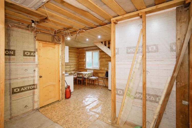 Дом, 63м², 10 соток, 2 этажа, 2 комн., стены: Бревно миниатюра 5