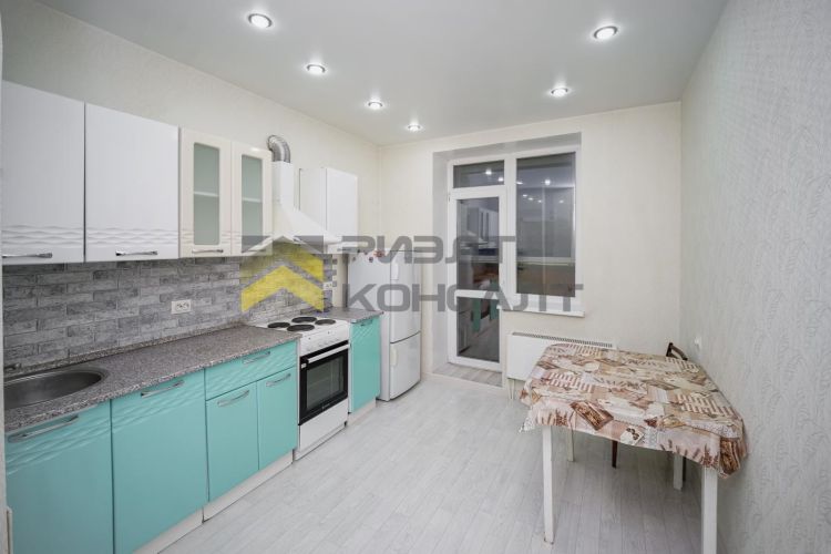 2-комн. квартира, Вторичка, 61.80м², 6/9 этаж