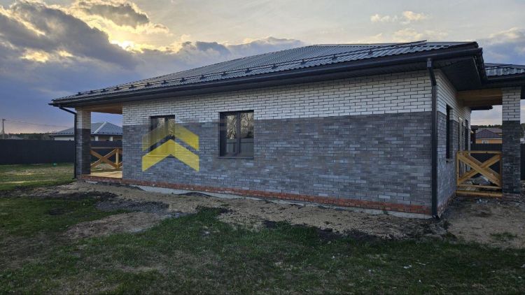 Дом, 100м², 10 соток, 1 этаж, 3 комн., стены: Кирпич миниатюра 7