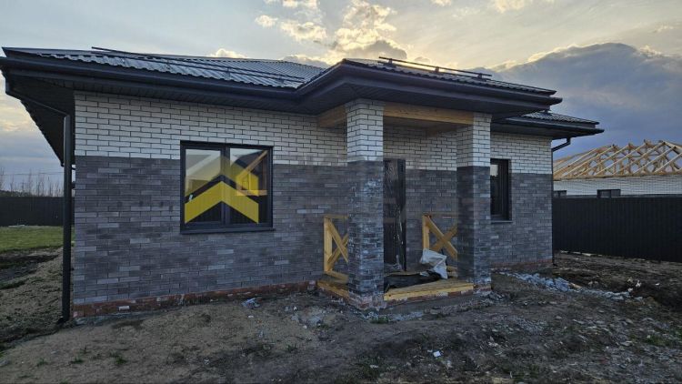 Дом, 100м², 10 соток, 1 этаж, 3 комн., стены: Кирпич миниатюра 4