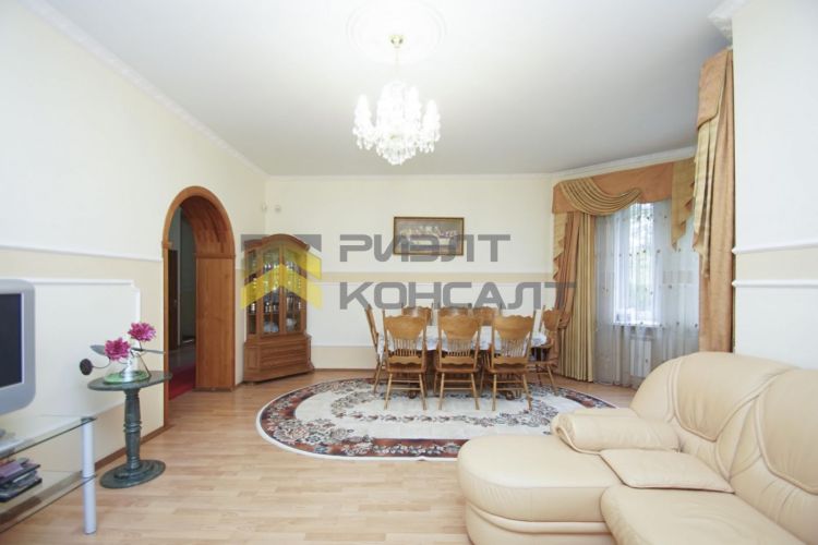 Коттедж, 385м², 14.60 соток, 2 этажа, 5 комн., стены: Кирпич миниатюра 10