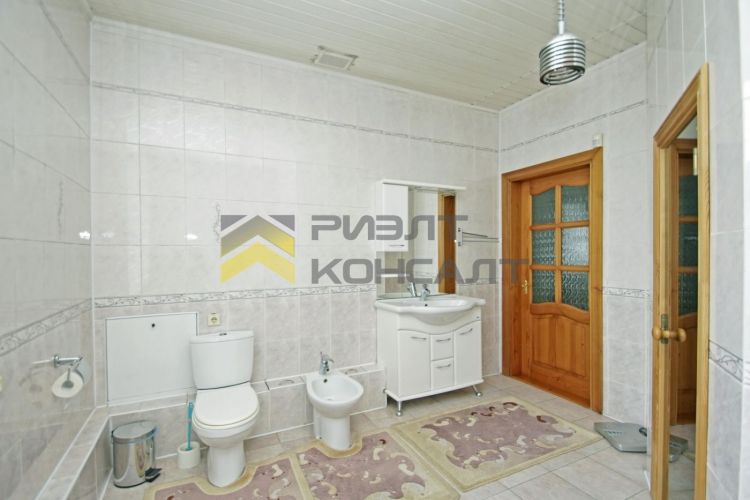 Коттедж, 385м², 14.60 соток, 2 этажа, 5 комн., стены: Кирпич миниатюра 24