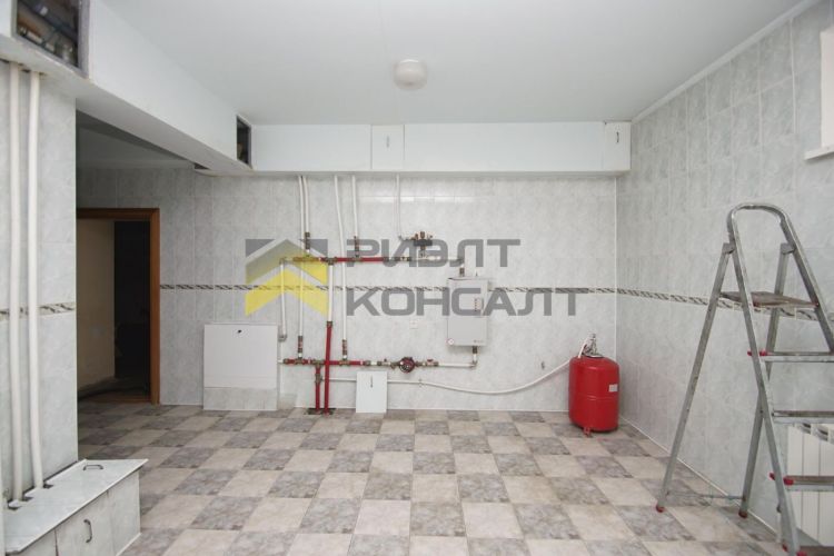 Коттедж, 385м², 14.60 соток, 2 этажа, 5 комн., стены: Кирпич миниатюра 30