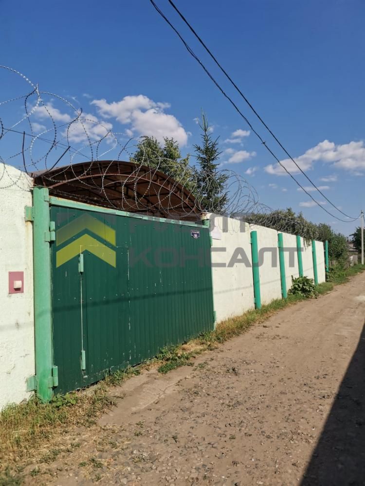 Дача, 43м², 6 соток, 2 этажа, 2 комн., стены: Кирпич миниатюра 38