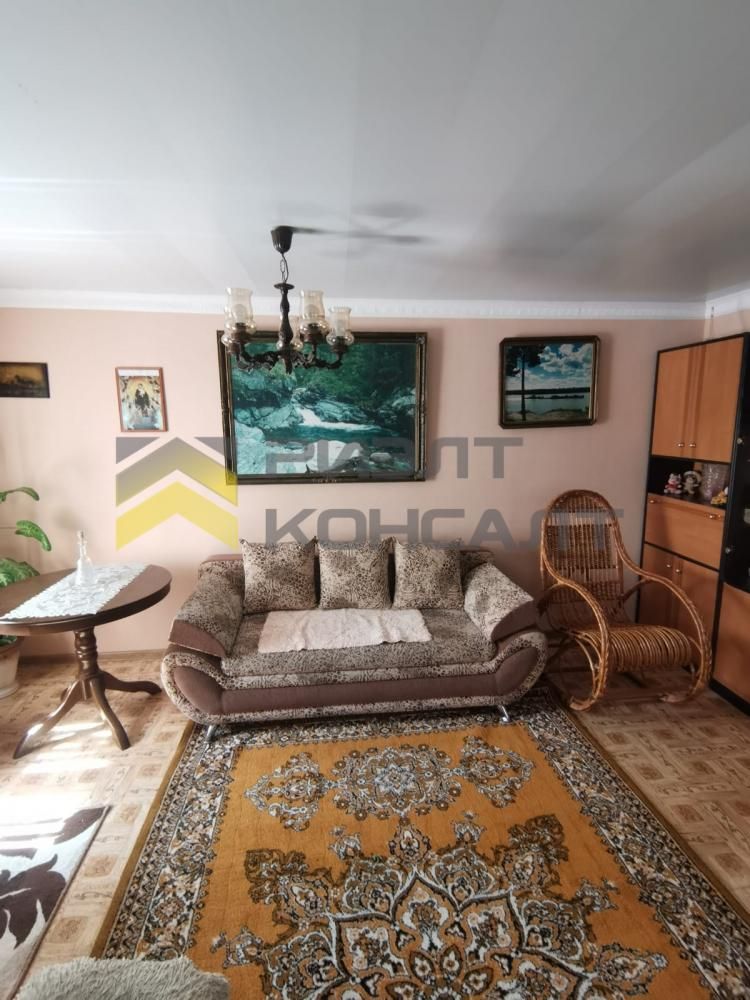 Дача, 43м², 6 соток, 2 этажа, 2 комн., стены: Кирпич миниатюра 10