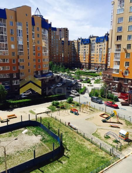 2-комн. квартира, Вторичка, 65.30м², 4/10 этаж