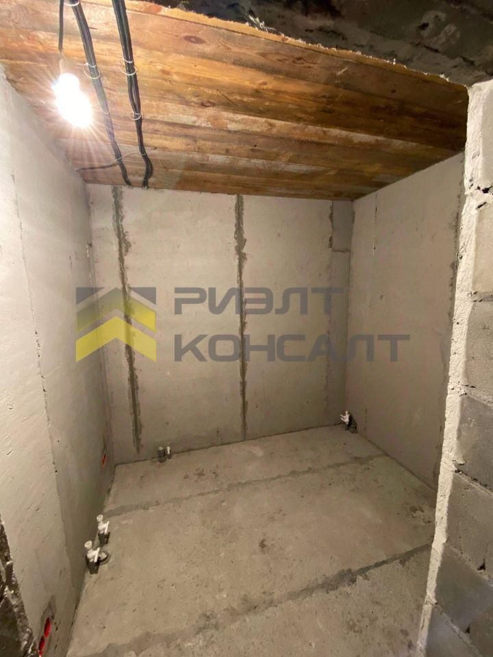 Дом, 85м², 8 соток, 1 этаж, 3 комн., стены: Кирпич миниатюра 19