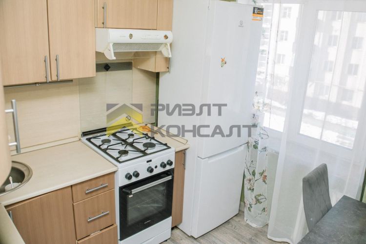 3-комн. квартира, Вторичка, 55.20м², 3/5 этаж