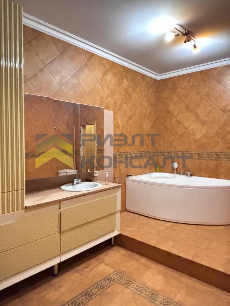 4-комн. квартира, Вторичка, 244.50м², 7/10 этаж миниатюра 31