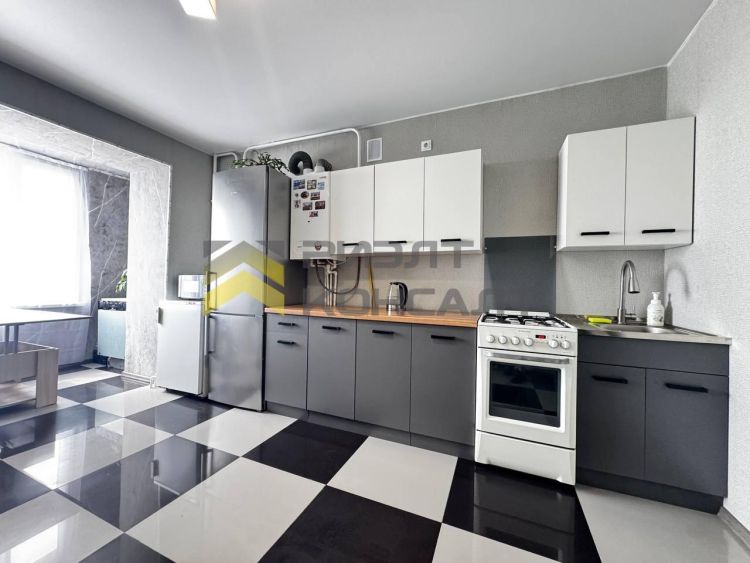 3-комн. квартира, Вторичка, 83.30м², 2/5 этаж