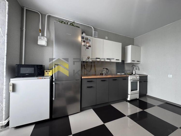 3-комн. квартира, Вторичка, 83.30м², 2/5 этаж миниатюра 5