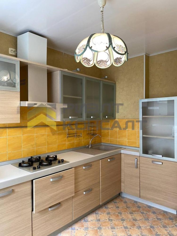 2-комн. квартира, Вторичка, 51.90м², 5/5 этаж