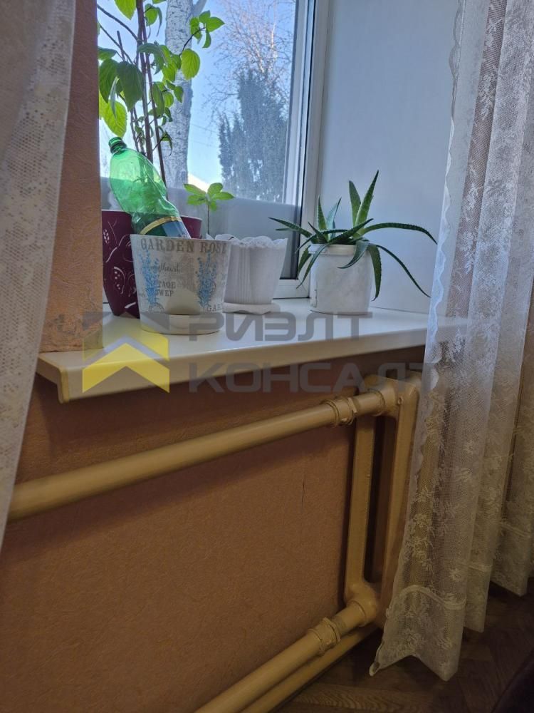 Дом, 54.80м², 4 соток, 1 этаж, 3 комн., стены: Кирпич миниатюра 11