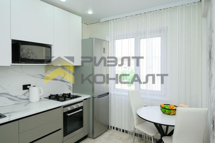 3-комн. квартира, Вторичка, 48.40м², 4/5 этаж