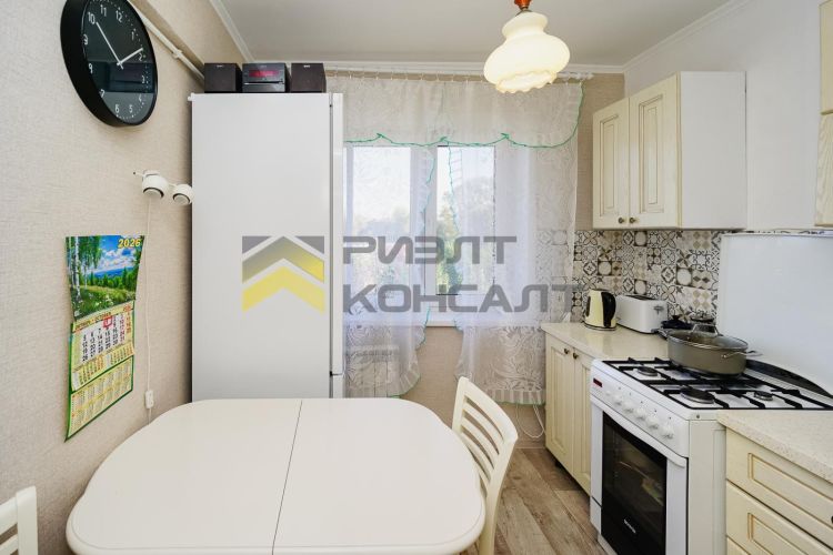 2-комн. квартира, Вторичка, 45.80м², 4/5 этаж миниатюра 2