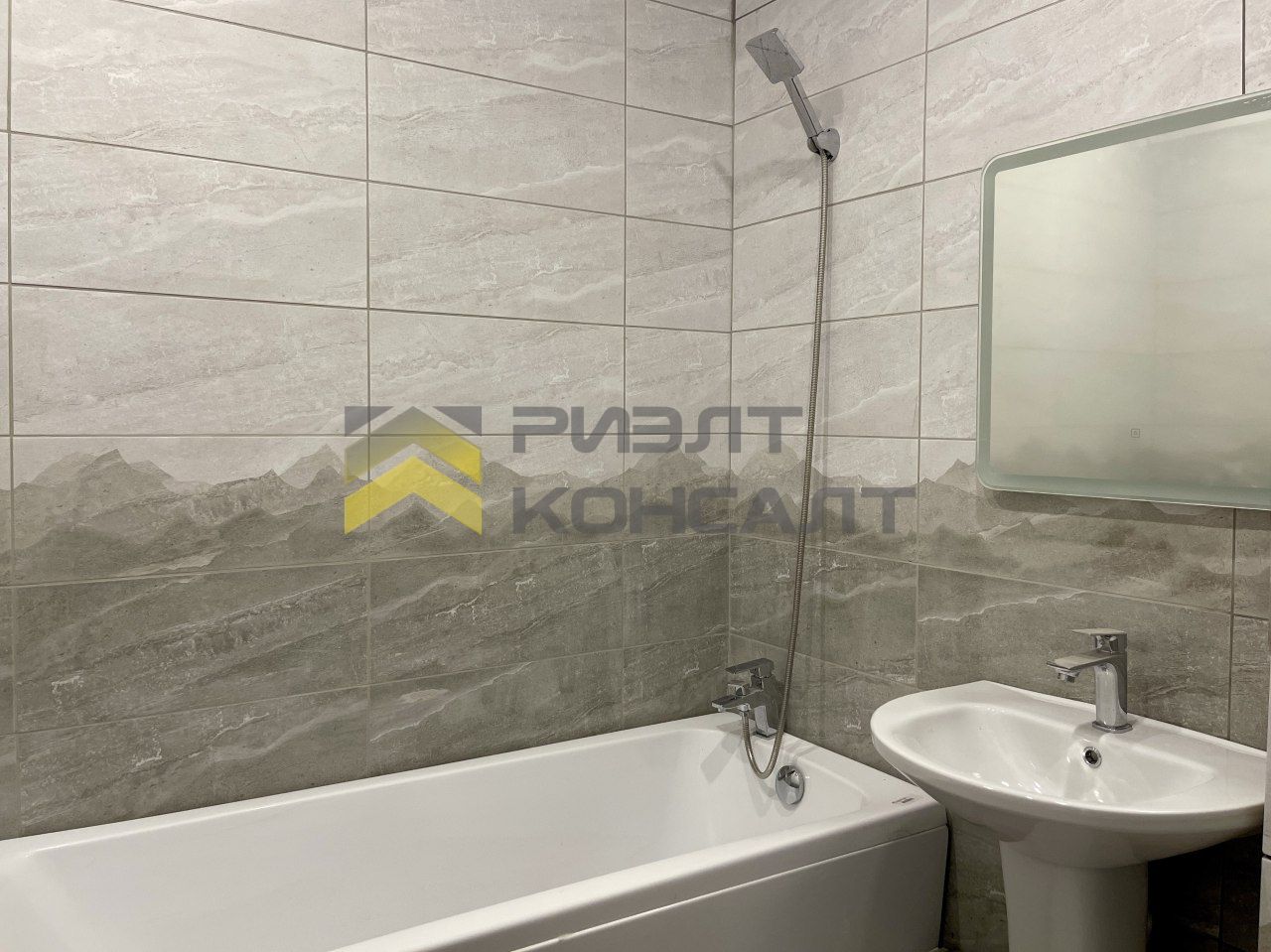 3-комн. квартира, Вторичка, 81м², 3/10 этаж миниатюра 8
