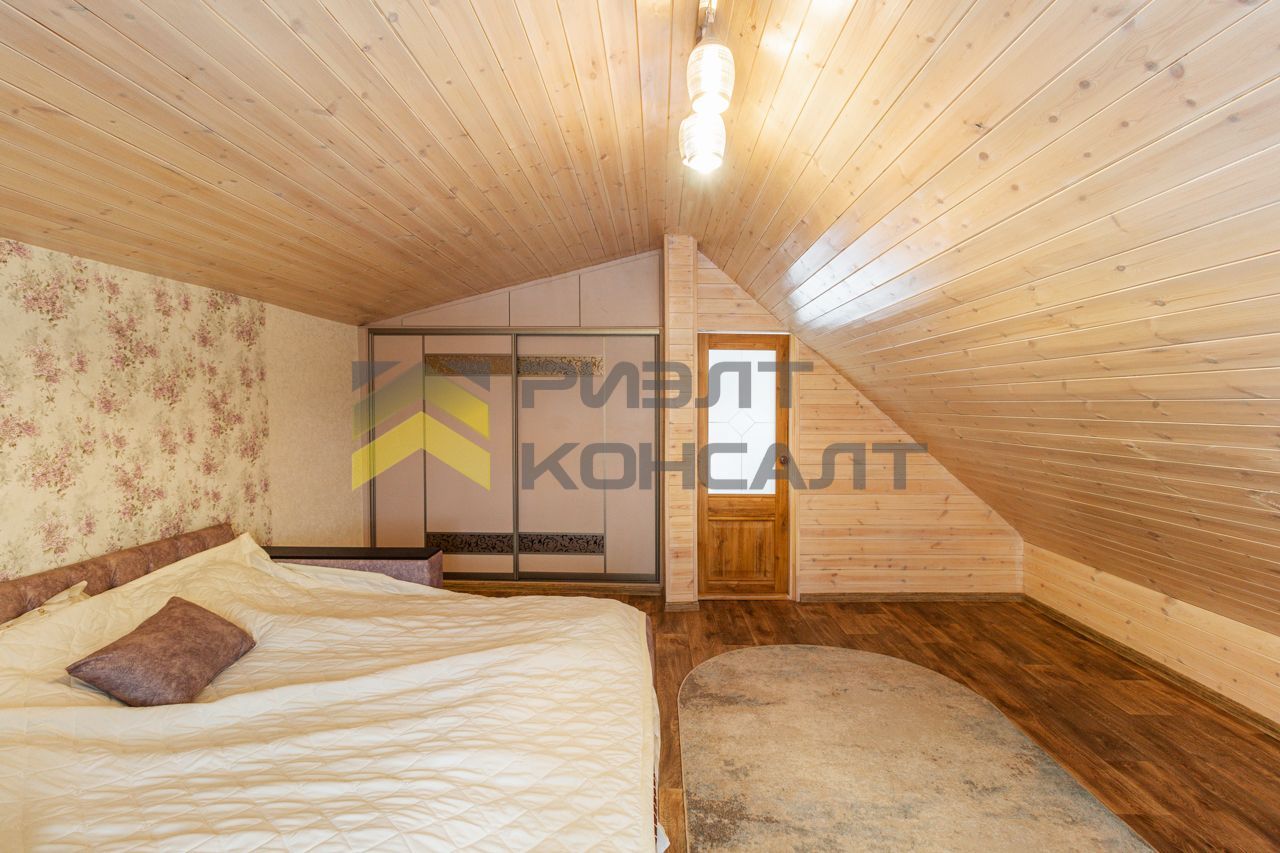 Дом, 185м², 14 соток, 2 этажа, 4 комн., стены: Кирпич миниатюра 9