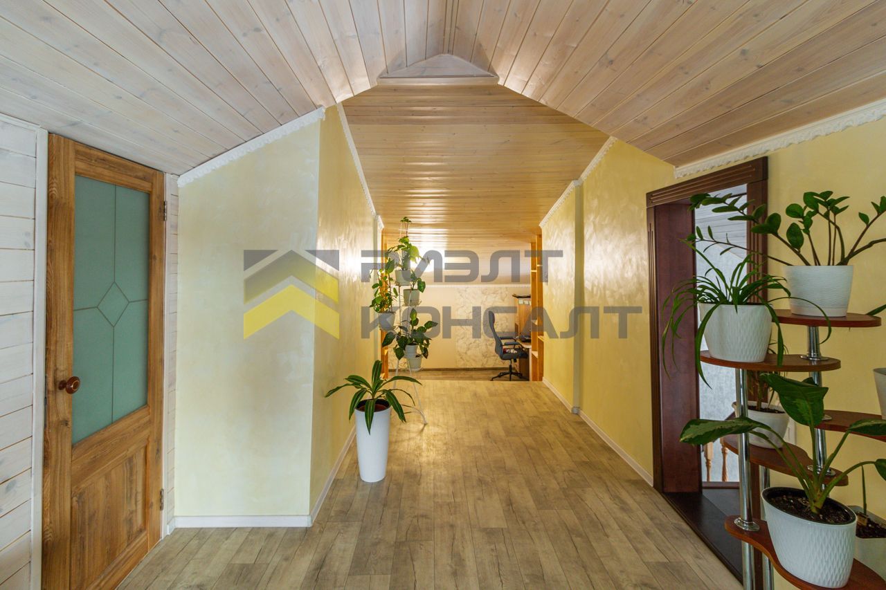 Дом, 185м², 14 соток, 2 этажа, 4 комн., стены: Кирпич миниатюра 16