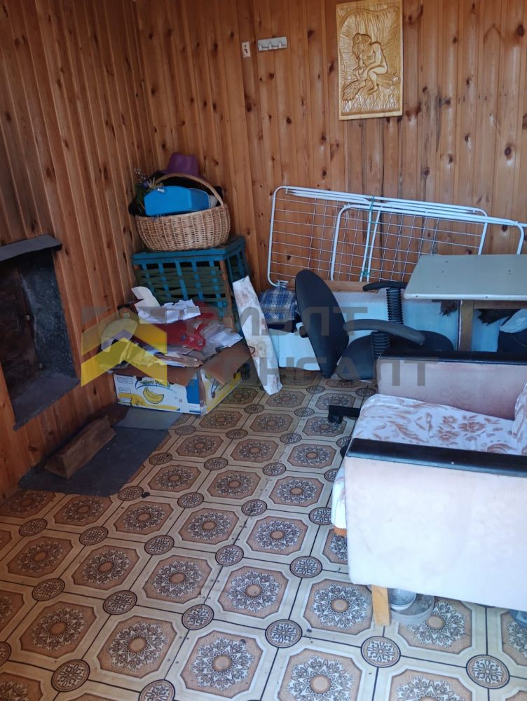 Дача, 30м², 6 соток, 1 этаж, 2 комн., стены: Кирпич миниатюра 22