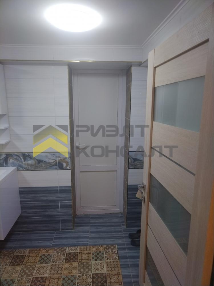 Дом, 185м², 14 соток, 2 этажа, 4 комн., стены: Кирпич миниатюра 32
