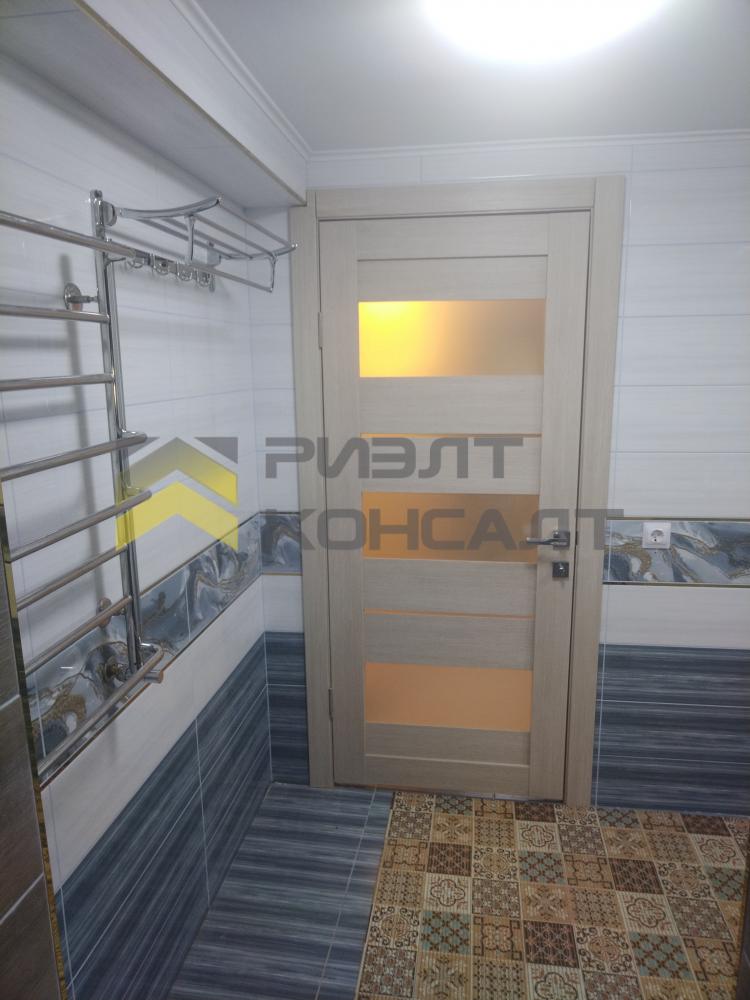 Дом, 185м², 14 соток, 2 этажа, 4 комн., стены: Кирпич миниатюра 30