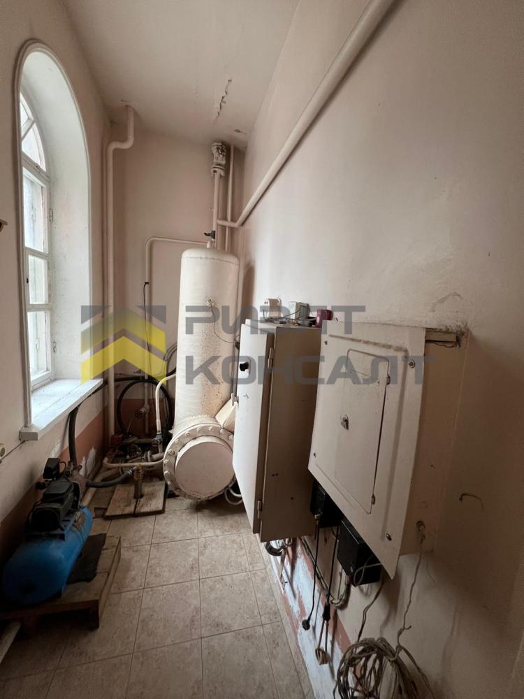 Коттедж, 262.70м², 26 соток, 2 этажа, 8 комн., стены: Кирпич миниатюра 34