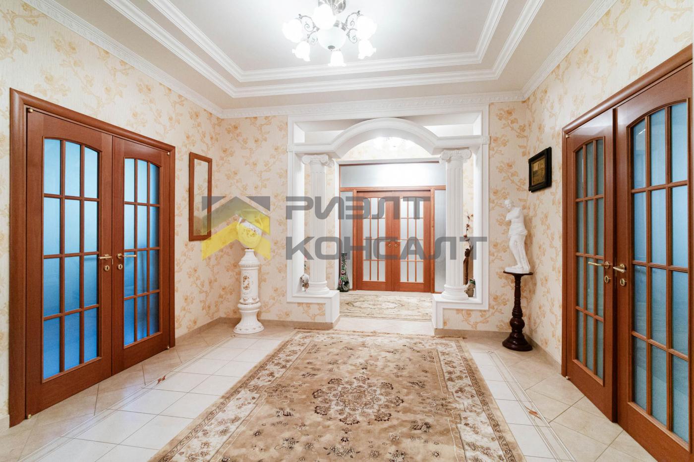 Коттедж, 530м², 15 соток, 2 этажа, 8 комн., стены: Кирпич миниатюра 12