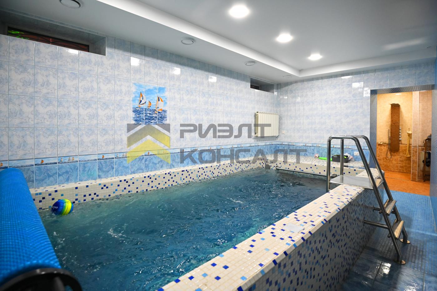 Коттедж, 300м², 8.50 соток, 3 этажа, 6 комн., стены: Кирпич миниатюра 13