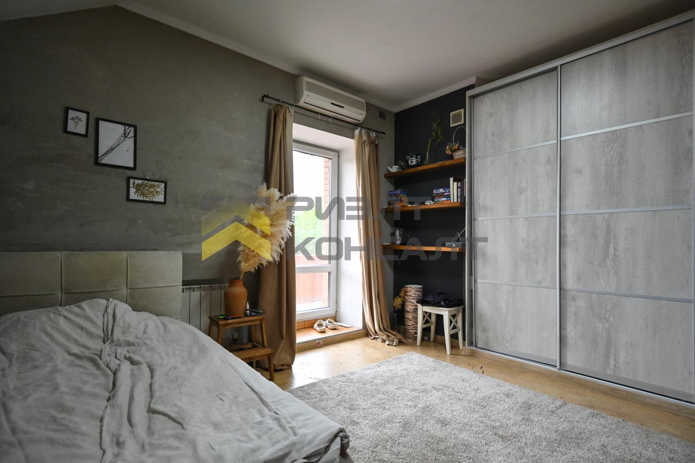 Коттедж, 300м², 8.50 соток, 3 этажа, 6 комн., стены: Кирпич миниатюра 32