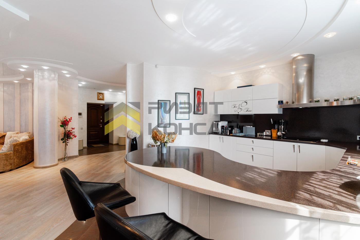 Коттедж, 429.90м², 55 соток, 3 этажа, 5 комн., стены: Кирпич миниатюра 6