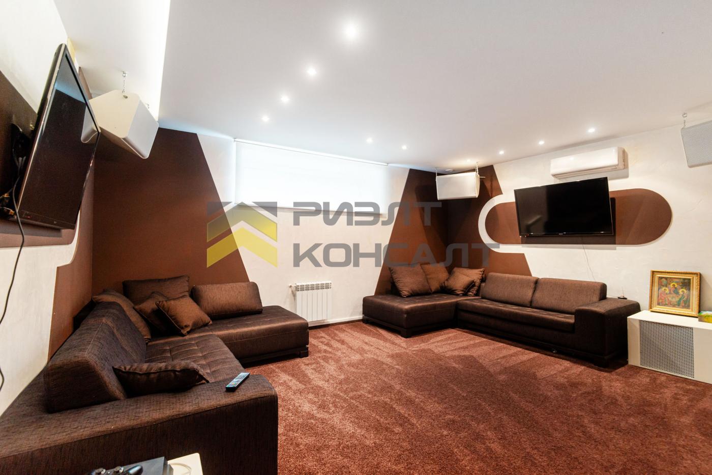 Коттедж, 429.90м², 55 соток, 3 этажа, 5 комн., стены: Кирпич миниатюра 24