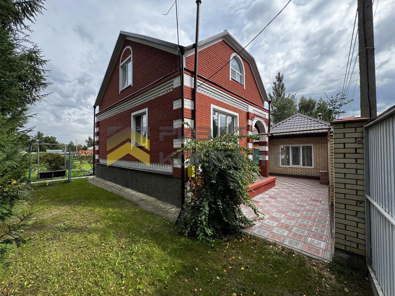 Дом, 72м², 10 соток, 2 этажа, 3 комн., стены: Кирпич миниатюра 33