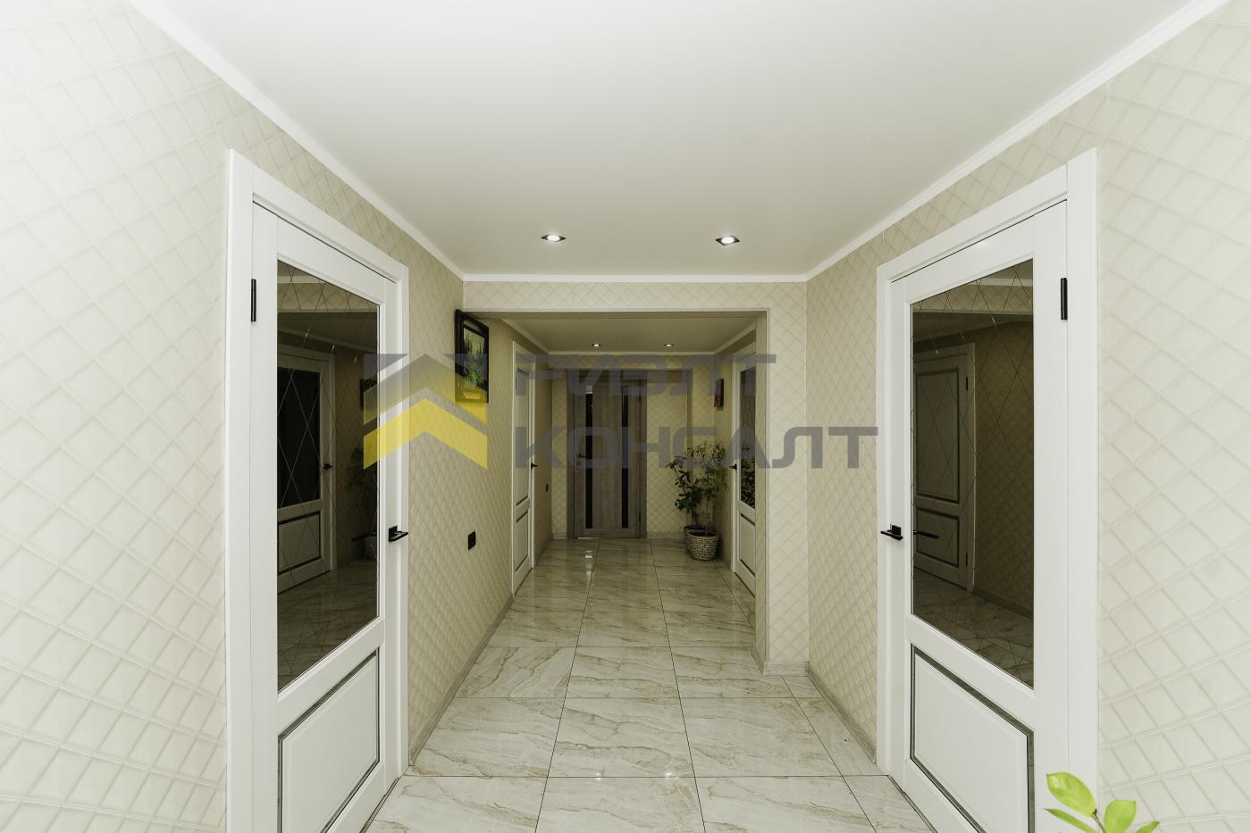 Коттедж, 448м², 5 соток, 2 этажа, 5 комн., стены: Кирпич миниатюра 15