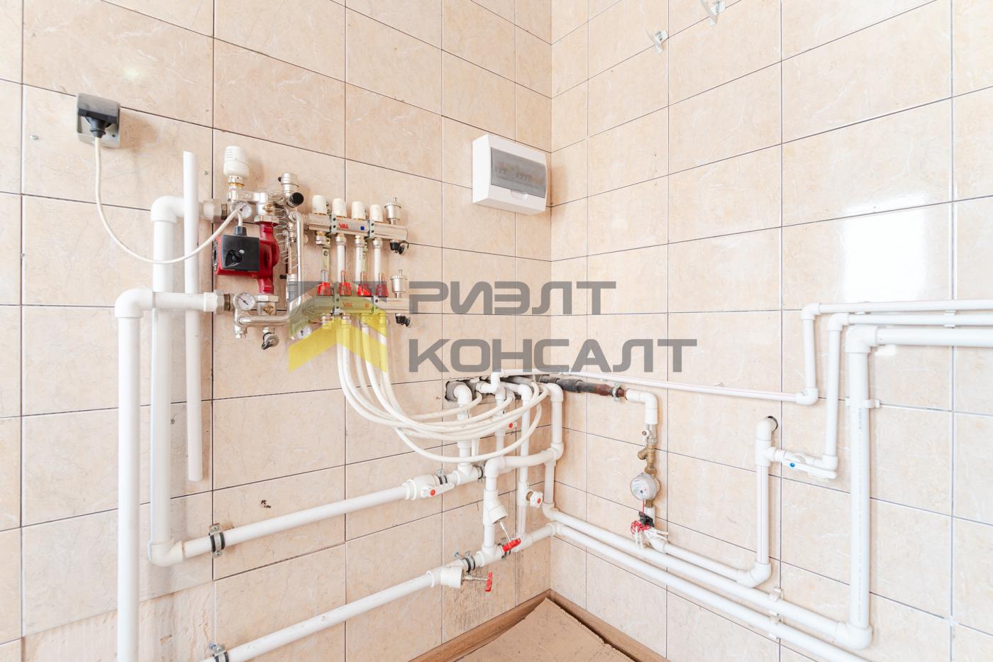 Коттедж, 110м², 12 соток, 2 этажа, 2 комн., стены: Кирпич миниатюра 32