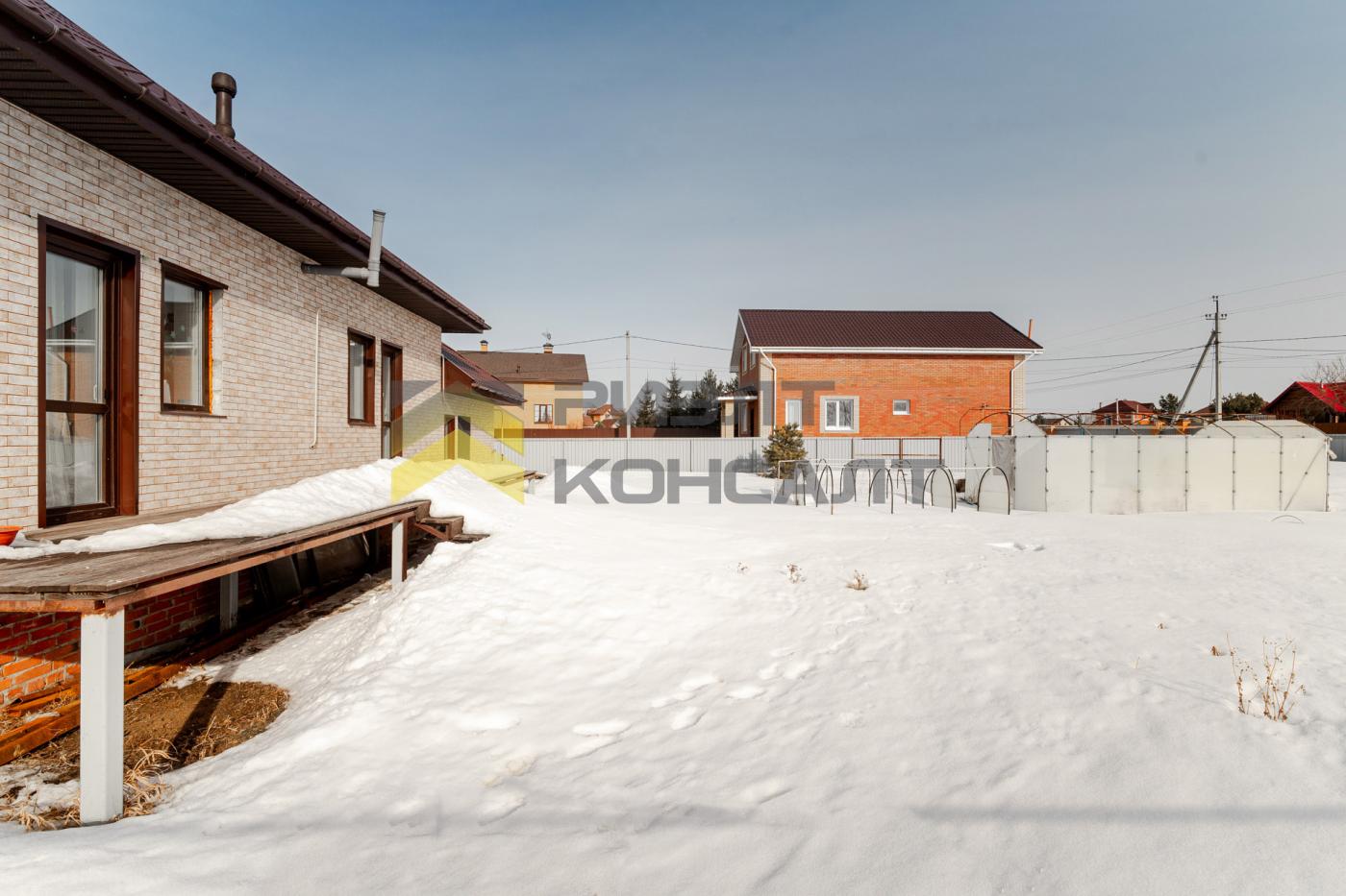 Коттедж, 110м², 12 соток, 2 этажа, 2 комн., стены: Кирпич миниатюра 40