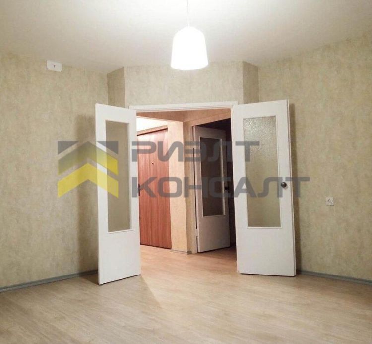 2-комн. квартира, Вторичка, 56м², 1/5 этаж