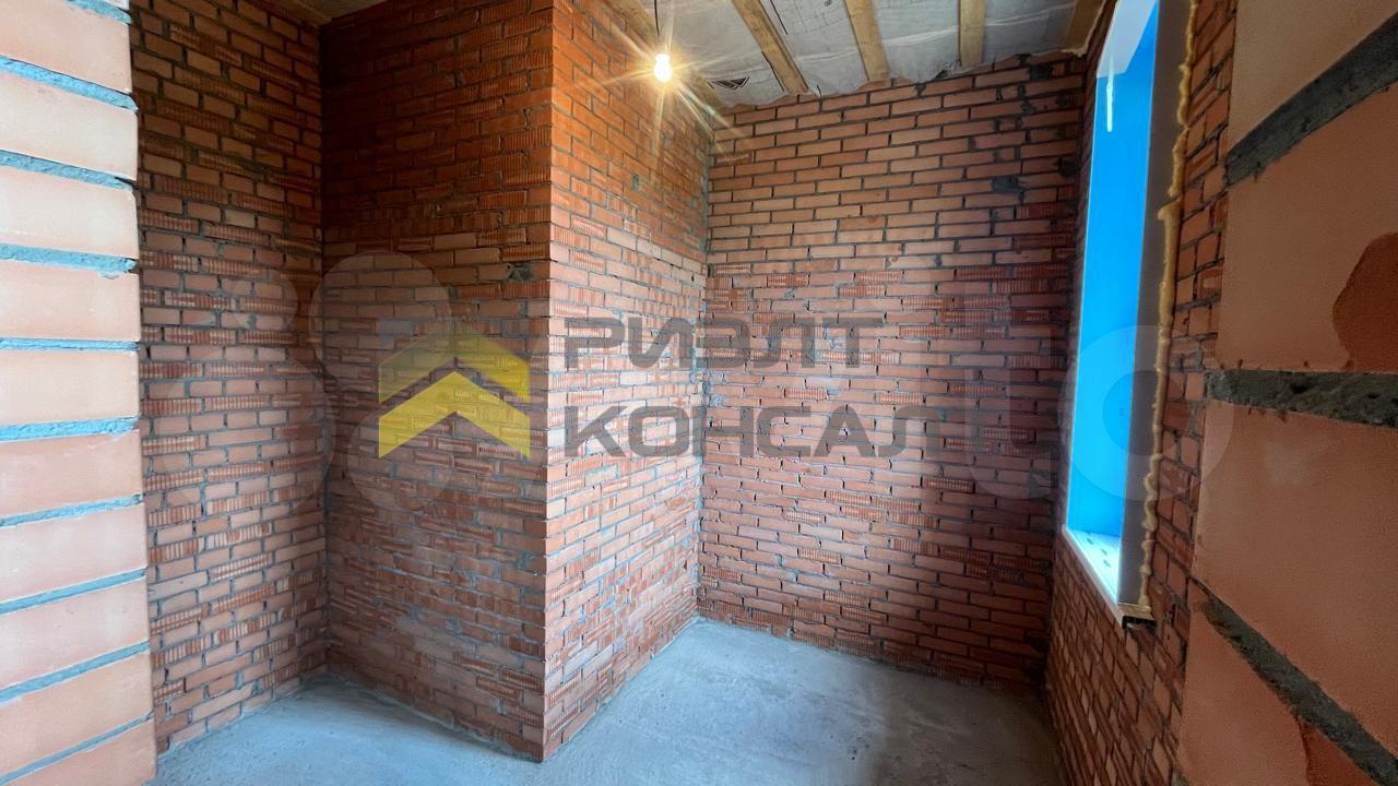Дом, 141м², 10 соток, 1 этаж, 4 комн., стены: Кирпич миниатюра 18