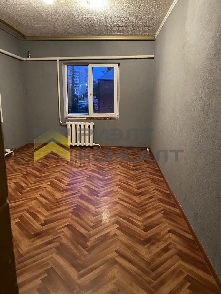 Дом, 230.50м², 5.20 соток, 2 этажа, 4 комн., стены: Кирпич миниатюра 14