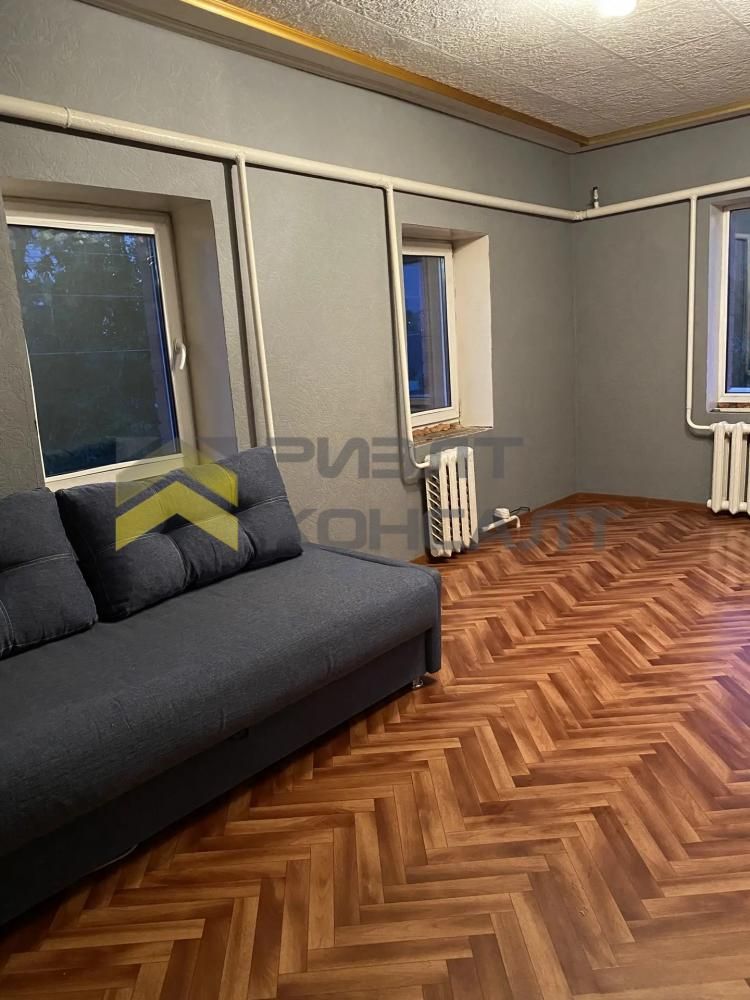 Дом, 230.50м², 5.20 соток, 2 этажа, 4 комн., стены: Кирпич миниатюра 15