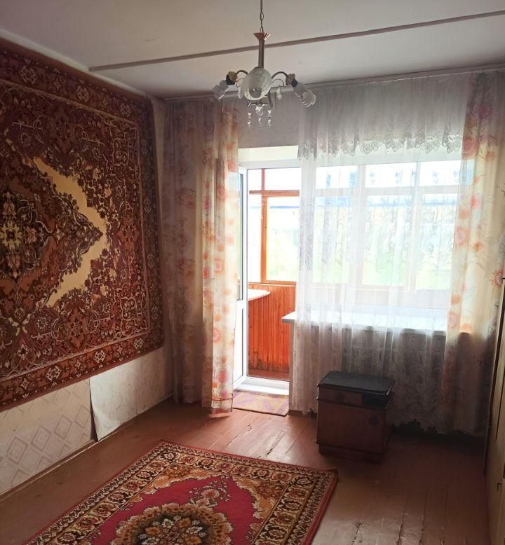 4-комн. квартира, Вторичка, 61.20м², 5/5 этаж