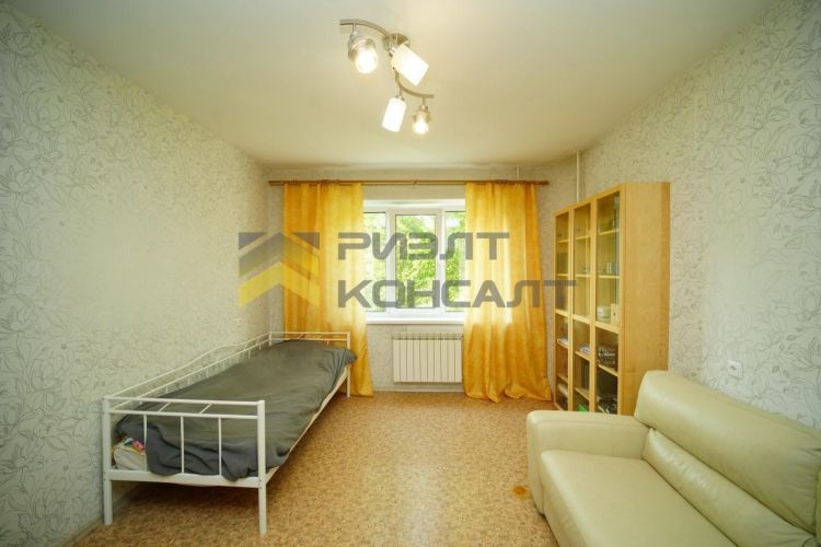 3-комн. квартира, Вторичка, 63.90м², 2/9 этаж